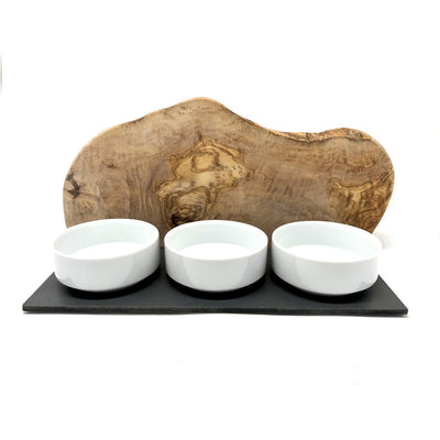 elegante Futterstation Cats only TRIO MOUNTAIN aus Olivenholz auf schwarzer Platt mit 3 Porzellanschüsseln à 0,4l: 100% Natur, exclusiv, langlebig, leicht zu reinigen.